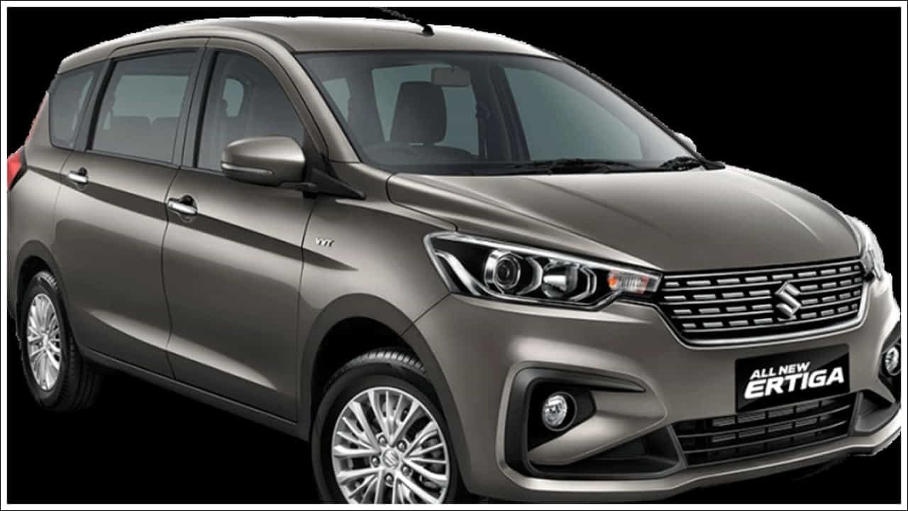 భద్రతా లక్షణాలు: మారుతి కూడా ఎర్టిగా భద్రతపై పూర్తి శ్రద్ధ చూపింది. ఇప్పుడు ఈ MPV అన్ని వేరియంట్లలో 6 ఎయిర్‌బ్యాగ్‌లు ప్రామాణికంగా ఉన్నాయి. ఇవి ఏదైనా అత్యవసర పరిస్థితిలో ప్రయాణికులకు మరింత భద్రతను అందిస్తాయి. దీనితో పాటు ఇందులో EBDతో కూడిన ABS, బ్రేక్ అసిస్ట్, ఎలక్ట్రానిక్ స్టెబిలిటీ ప్రోగ్రామ్ (ESP) హిల్ హోల్డ్ అసిస్ట్ వంటి లక్షణాలు ఉన్నాయి. ఇవి ప్రతి డ్రైవ్‌ను మరింత సురక్షితంగా చేస్తాయి.