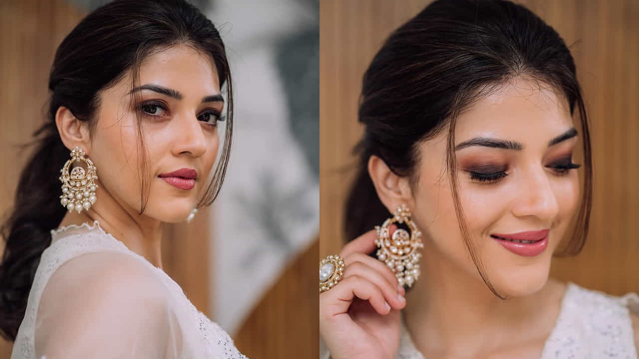 అందాల చిన్నది మెహ్రీన్ ఫిర్జాదా గురించి ప్రత్యేకంగా చెప్పాల్సిన పనిలేదు. అందం, అభినయం ఈ బ్యూటీ సొంతం. స్టార్ హీరోయిన్స్కు మించిన అందం, మంచి నటనతో ఎంతో మంది మదిని దోచిన ఈ చిన్నది చాలా తక్కువ సమయంలోనే చిత్ర పరిశ్రమకు దూరమైందనే చెప్పాలి. ఈ బ్యూటీకి తెలుగులో ఆఫర్స్ రాకపోవడంతో ఆడపాదడపా సినిమాలు చేస్తూ కెరీర్ రన్ చేస్తుంది.