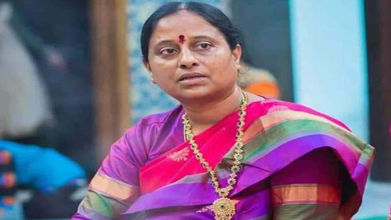 మరోసారి దుమారం రేపుతోన్న మంత్రి కొండా సురేఖ వ్యాఖ్యలు.. ఈసారి ఏకంగా రాష్ట్రపతిపైనే..!