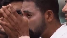 ప్రెస్ కాన్ఫరెన్స్ లో వెక్కివెక్కి ఏడ్చిన మహమ్మద్ సిరాజ్