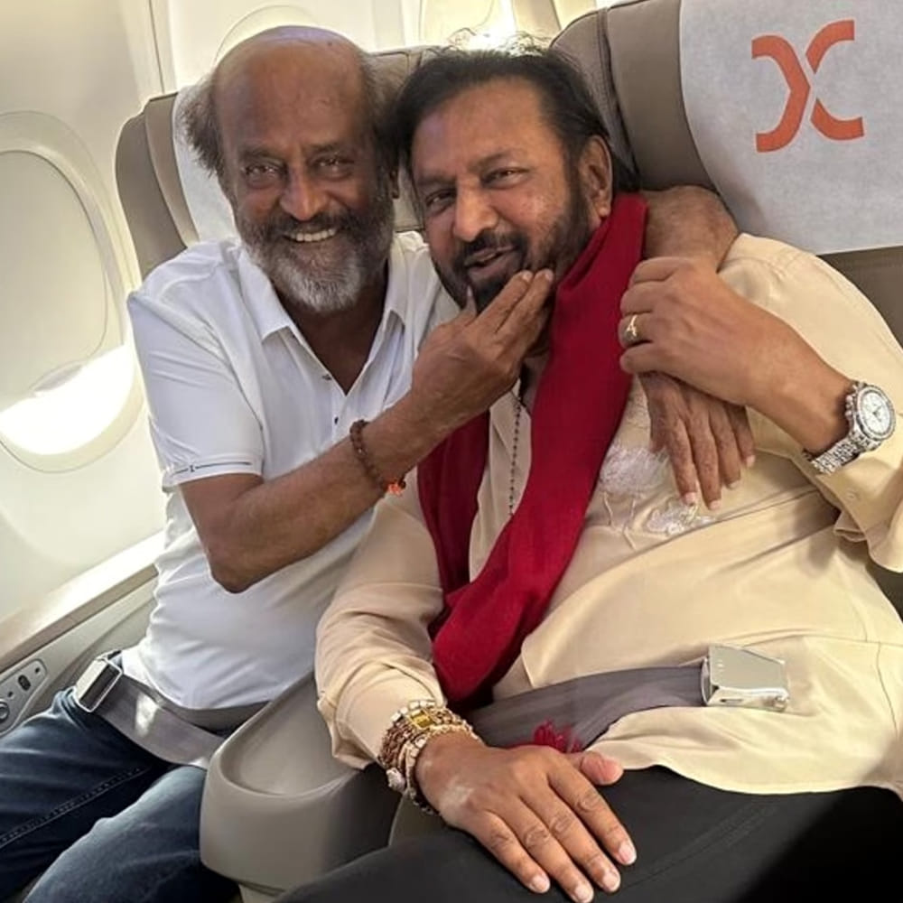 వారి స్నేహానికి 50ఏళ్లు..వారి స్నేహం ఎప్పటికీ ఇలానే కొనసాగాలని కోరుకుంటున్నా.. నాన్న కష్టాల్లో ఉన్నప్పుడు రజినీకాంత్ ఎంతో సాయం చేశారు. మాములుగా ఆయన చిన్న చిన్న పాత్రలు చేయరు.. కానీ నాన్న కోసం' పెదరాయుడు’లో అతిథి పాత్రలో నటించారు.