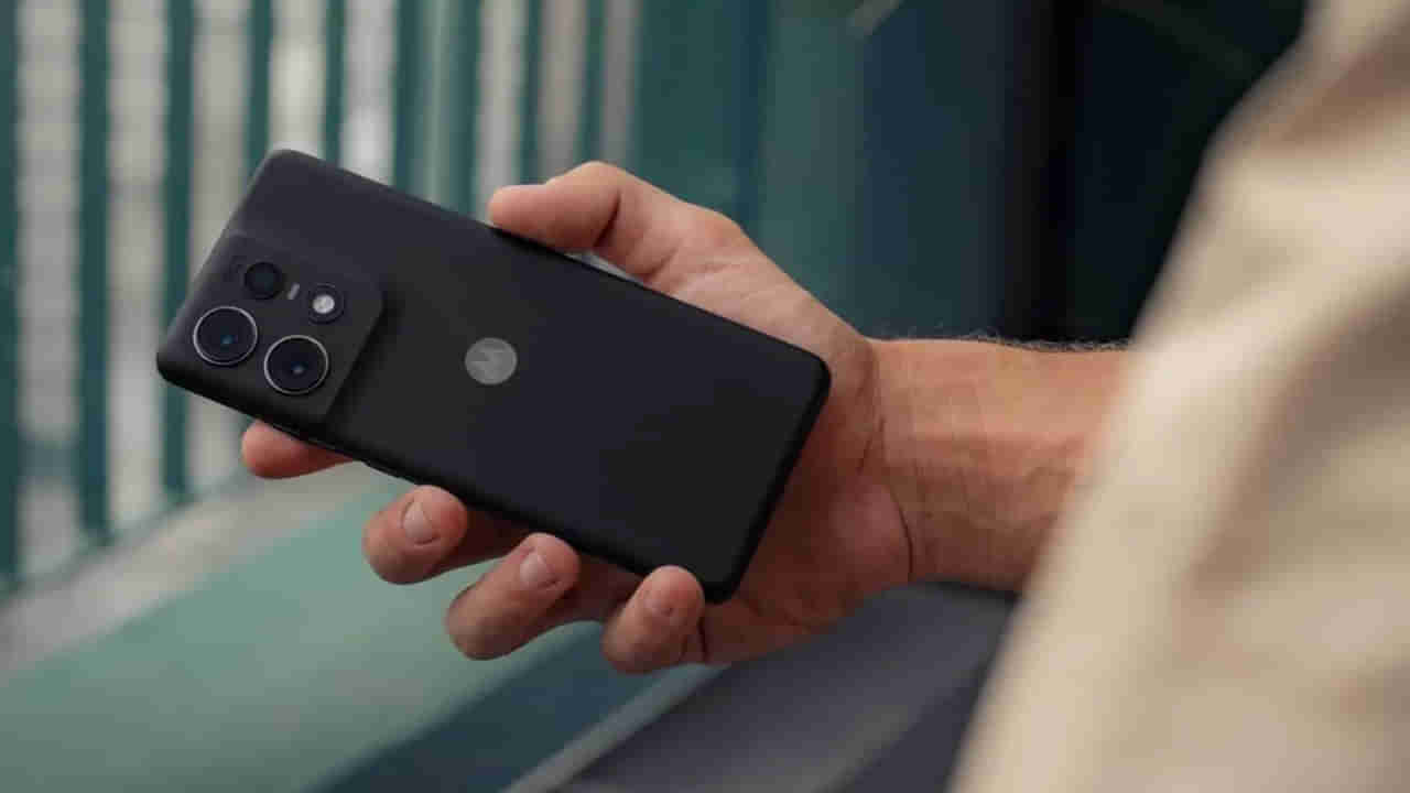 రూ.11 వేలు తగ్గిన క్రేజీ స్మార్ట్ ఫోన్ ధర..! కొత్త ఫోన్ కోసం చూస్తున్న వారికి బంపరాఫర్