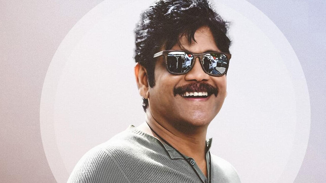 కాజల్ టాలీవుడ్ లో జూనియర్ హీరోల నుంచి సీనియర్ హీరోల వరకు చాలా మందితో జతకట్టింది. పెళ్లికి ముందు చాలా సినిమాల్లో నటించిన ఈ అమ్మడు పెళ్లై కొడుకు పుట్టిన తర్వాత కొన్ని రోజుల పాటు సినిమాలకు బ్రేక్ ఇచ్చి సెకండ్ ఇన్నింగ్స్ స్టార్ట్ చేసింది. దీంతో కీలక పాత్రల్లో, సీనియర్ స్టార్ హీరోల సినిమాల్లో నటిస్తూ వస్తుంది.