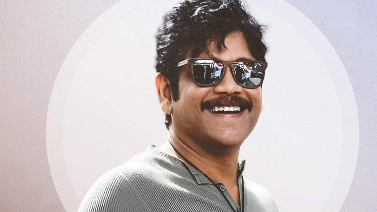 కాజల్ టాలీవుడ్ లో జూనియర్ హీరోల నుంచి సీనియర్ హీరోల వరకు చాలా మందితో జతకట్టింది. పెళ్లికి ముందు చాలా సినిమాల్లో నటించిన ఈ అమ్మడు పెళ్లై కొడుకు పుట్టిన తర్వాత కొన్ని రోజుల పాటు సినిమాలకు బ్రేక్ ఇచ్చి సెకండ్ ఇన్నింగ్స్ స్టార్ట్ చేసింది. దీంతో కీలక పాత్రల్లో, సీనియర్ స్టార్ హీరోల సినిమాల్లో నటిస్తూ వస్తుంది.