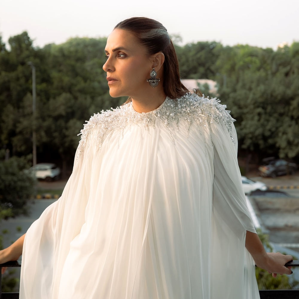 తాను పెళ్లికి ముందే ప్రెగ్నెంట్ కావడంతో హడావుడిగా పెళ్లి జరిగిందని గతంలో ఓ ఇంటర్వ్యూలో నేహా చెప్పుకొచ్చింది. పెళ్లికి ముందే గర్భం దాల్చడంతో.. తల్లి తండ్రుల ఒత్తిడితో 72 గంటల్లోనే ప్రియుడితో కలిసి పెళ్లిపీటలెక్కింది  ఈ స్టార్ హీరోయిన్.