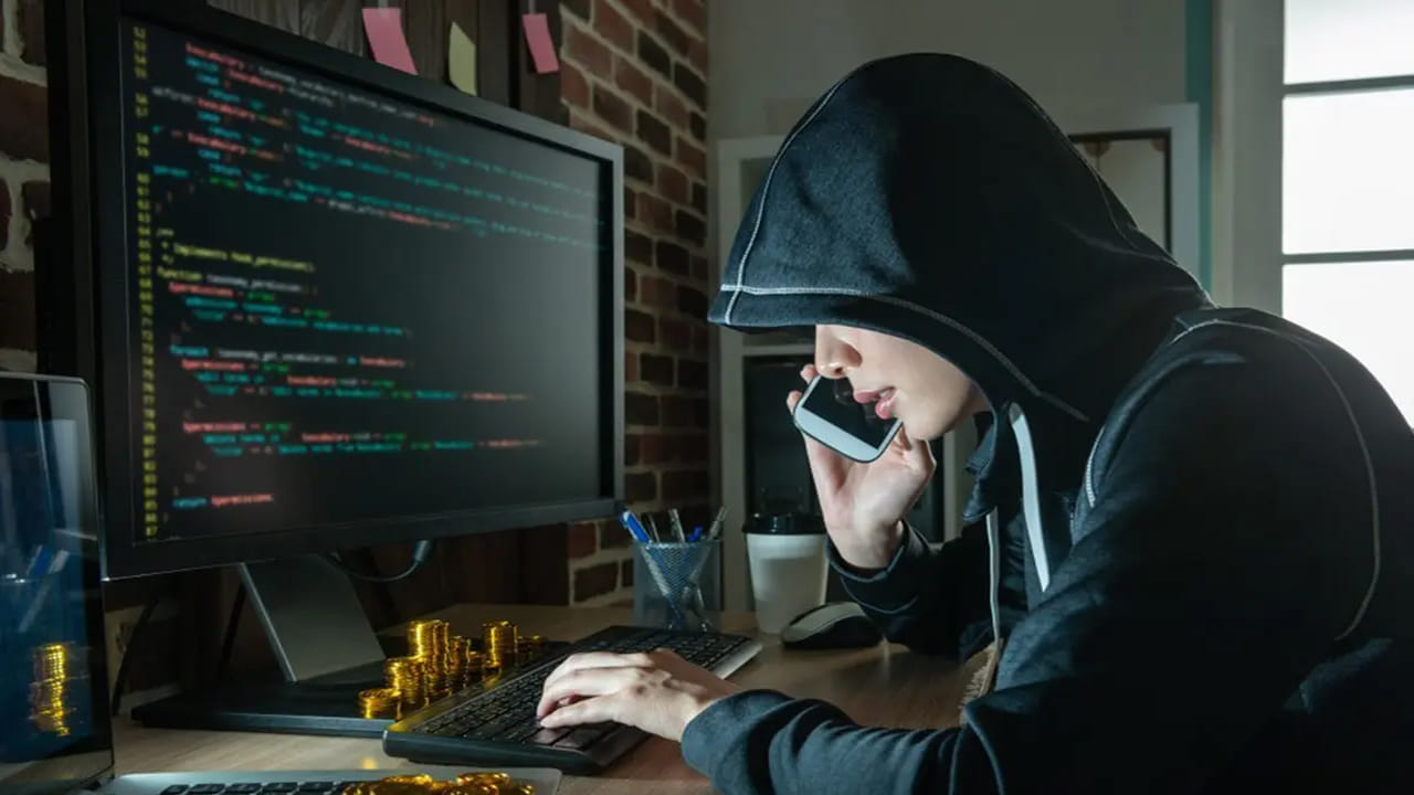 New Cyber Fraud: వామ్మో.. సైబర్‌ మోసాలు ఇలా కూడా ఉంటాయా? బీ కేర్‌ఫుల్‌!