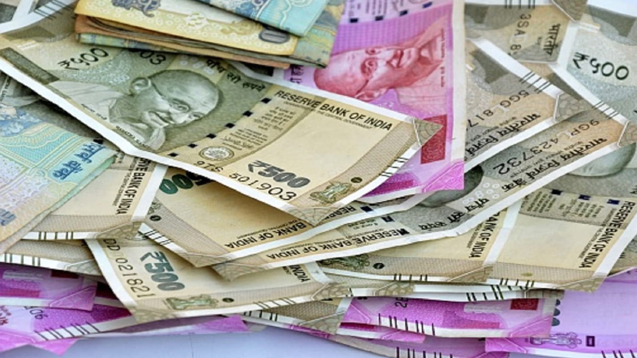 అమ్మో ఒకటోతారీఖు.. అమల్లోకి రానున్న కొత్త నిబంధనలు .. ఖర్చులతో జర భద్రం..!