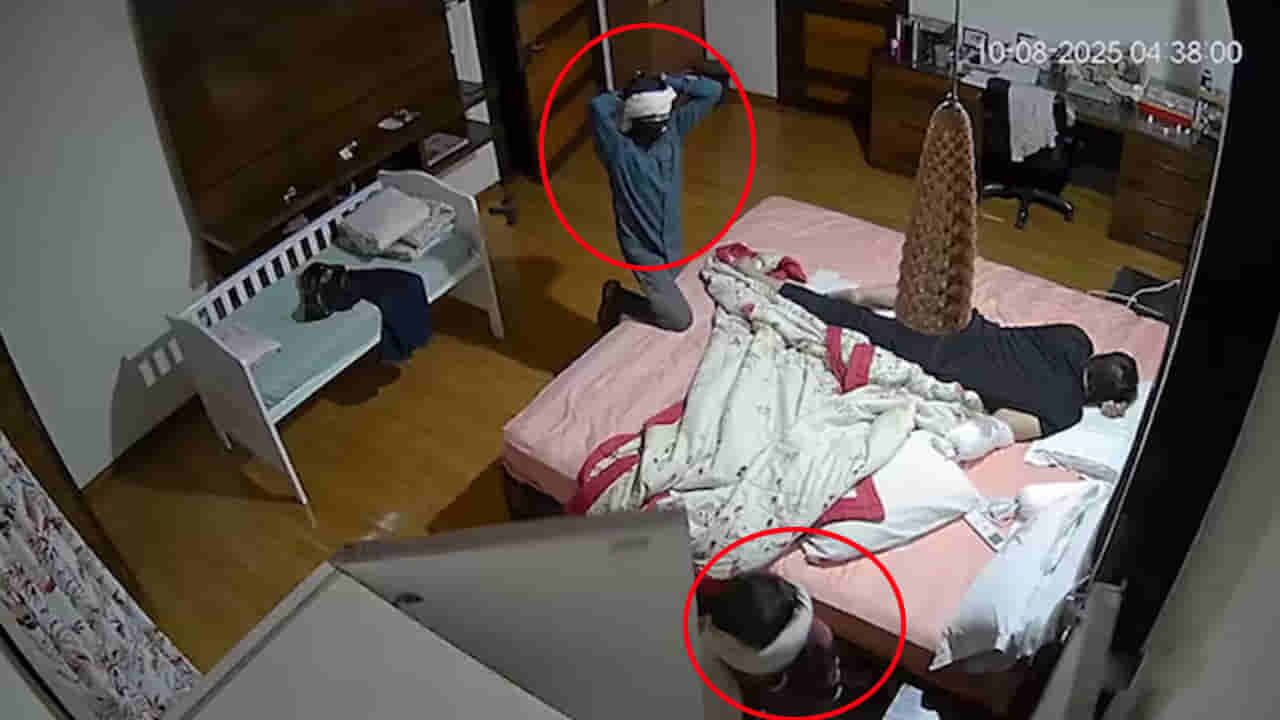 Viral Video: ఒకరు చోరీ.. మరోకరు దాడికి వెనకే రెడీ.. ఇంకొకరు కాపలా..! రిటైర్డ్ జడ్జి ఇంట్లో దొంగల ముఠా టీం వర్క్..