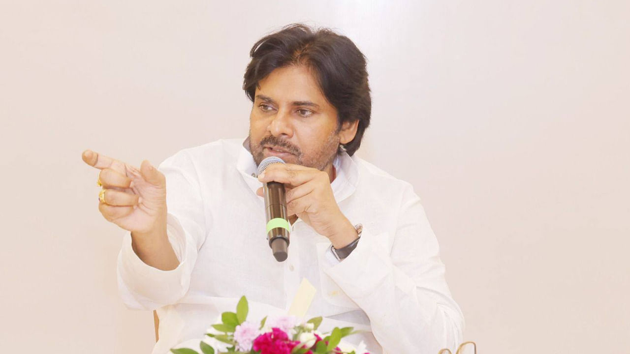Pawan Kalyan: కార్యకర్తలకు అండగా ఉండాలి.. జనసేన నాయకులకు పవన్ కల్యాణ్ దిశానిర్దేశం – Telugu News | Pawan Kalyan Strengthens Jana Sena: Booth Level Strategy for Local Elections