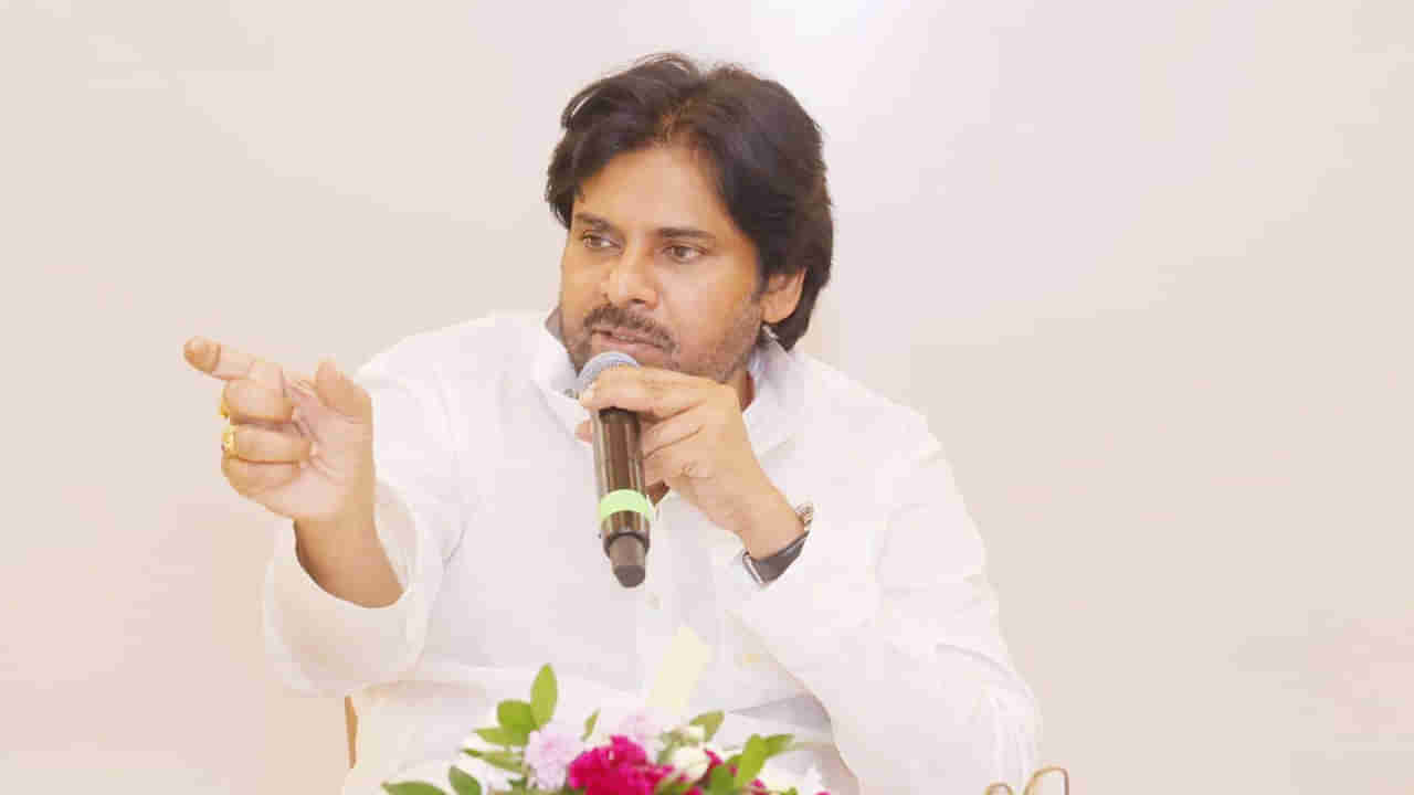 Pawan Kalyan: కార్యకర్తలకు అండగా ఉండాలి.. జనసేన నాయకులకు పవన్ కల్యాణ్ దిశానిర్దేశం