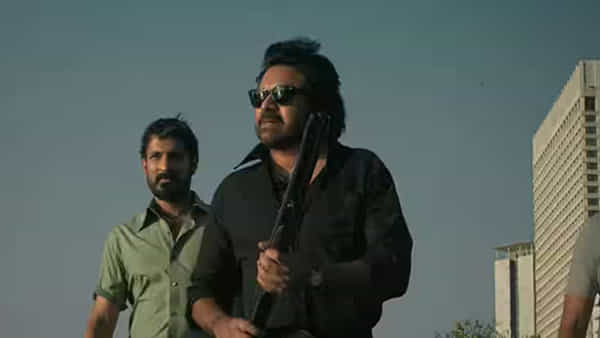 OG Movie: ఓజీలో పవన్ వెనుక కనిపించిన ఈ టాలీవుడ్ నటుడిని గుర్తు పట్టారా? అతని భార్య కూడా ఫేమస్ హీరోయినే..
