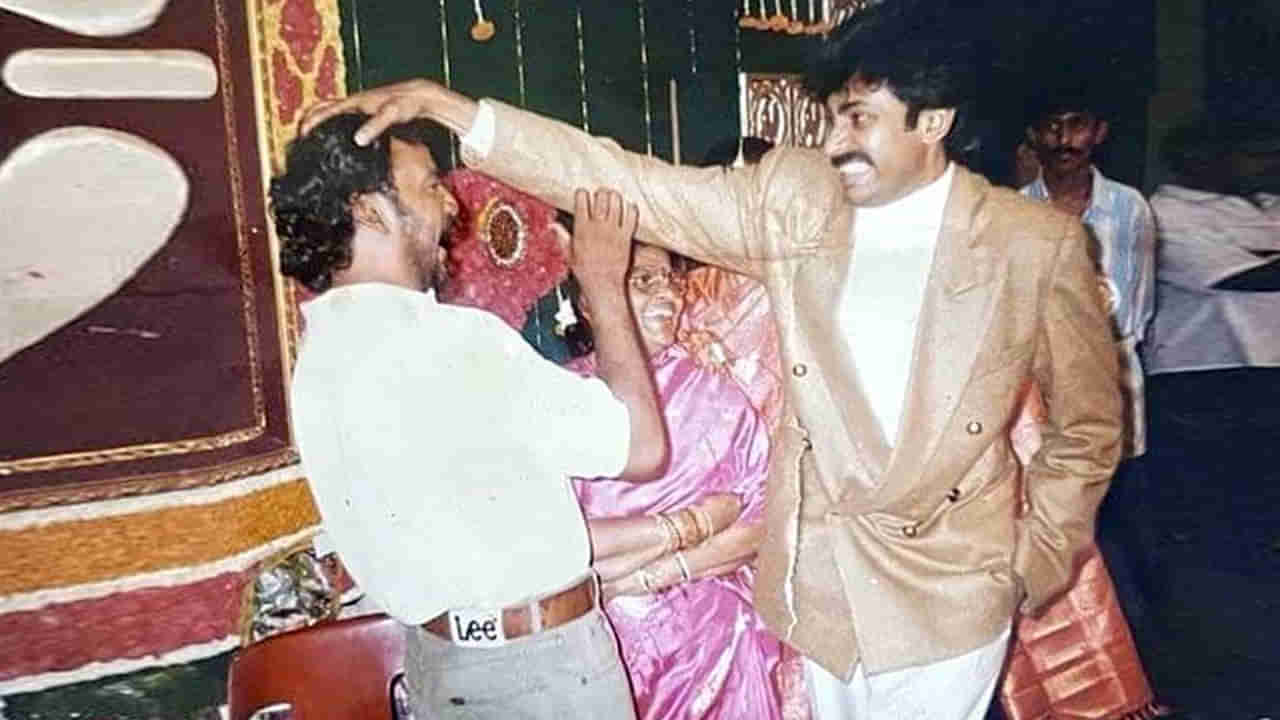 Pawan Kalyan: ఈ ఫోటోలో ఉన్న వ్యక్తి పవన్ కళ్యాణ్ బెస్ట్ ఫ్రెండ్.. ఎవరో గుర్తుపట్టారా.. ?