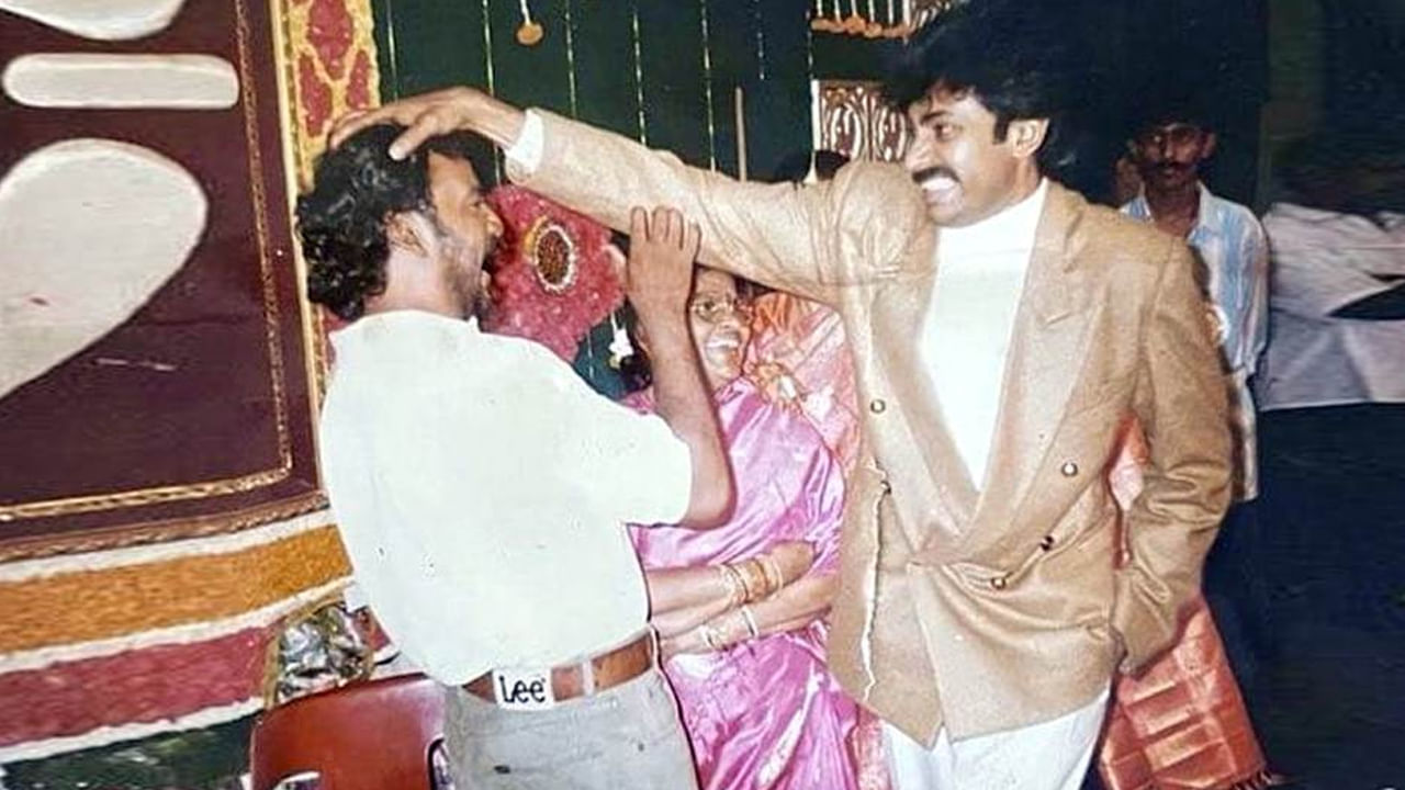 Pawan Kalyan: ఈ ఫోటోలో ఉన్న వ్యక్తి పవన్ కళ్యాణ్ బెస్ట్ ఫ్రెండ్.. ఎవరో గుర్తుపట్టారా.. ?