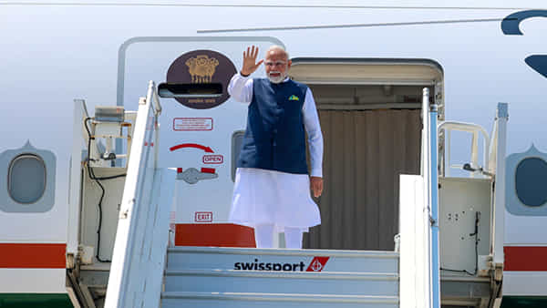 PM Modi China Visit: ఏడేళ్లకు అడుగుపెట్టిన మోదీకి చైనాలో రెడ్ కార్పెట్.. ఒకే వేదికపై ఆ ముగ్గురు..!