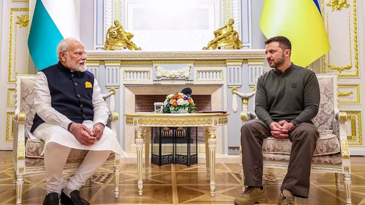 పుతిన్‌ను కలవడానికి ముందు, ప్రధాని మోదీతో జెలెన్‌స్కీ ఫోన్ కాల్.. యుద్ధం ఆగేనా? – Telugu News | Pm narendra modi ukraine’s zelensky call india reaffirms support for peaceful ukraine conflict resolution