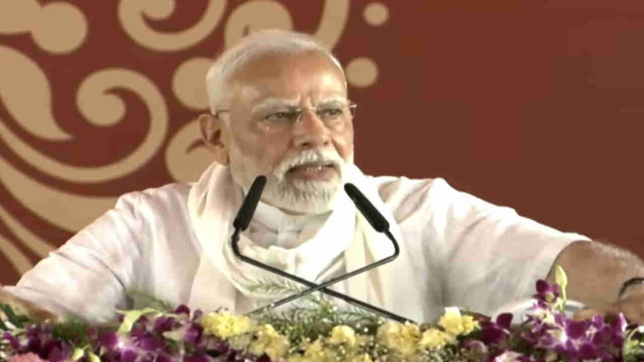 PM Modi: వారణాసిలో ఆపరేషన్ సిందూర్ను తలచుకుని భావోద్వేగానికి లోనైన ప్రధాని మోదీ