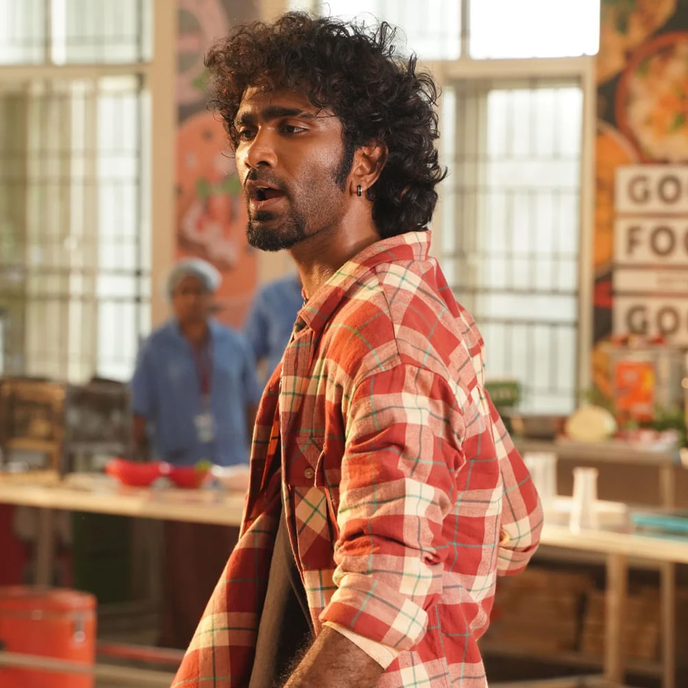 లవ్ టుడే, డ్రాగన్ సినిమాతో మనోడి రేంజ్ అమాంతం పెరిగిపోయింది. కేవలం తమిళంలోనే కాదు.. తెలుగులోనూ ప్రదీప్ రంగనాథన్ మార్కెట్ పెరిగింది.
