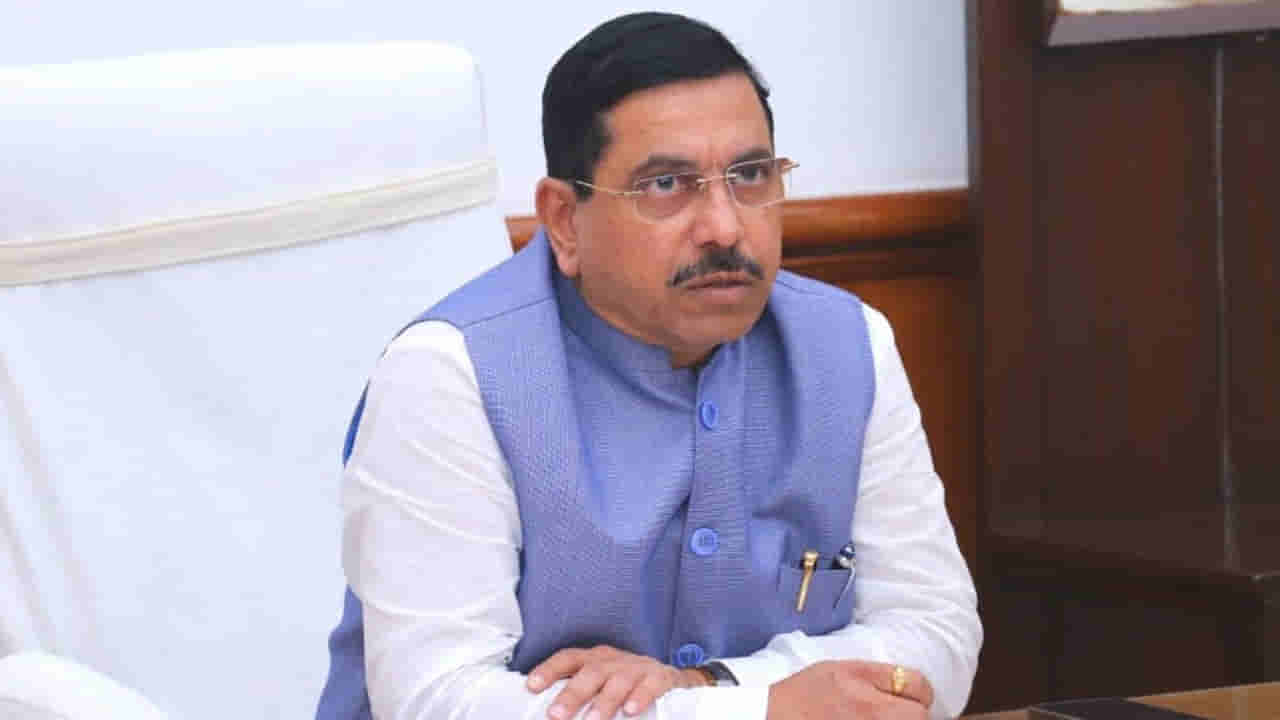 ఉప రాష్ట్రపతి ఎన్నిక నేపథ్యంలో.. ప్రహ్లాద్ జోషి నివాసంలో NDA ఫ్లోర్ లీడర్స్ కీలక మీటింగ్