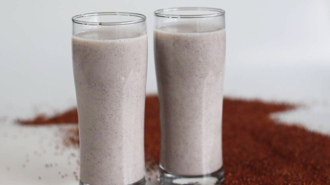 రాగి మాల్ట్.. రాగితో చేసే ఈ గంజిలో కాల్షియం, ఐరన్ ఎక్కువగా ఉంటాయి. తక్కువ కేలరీల అల్పాహారానికి ఇది ఒక మంచి ఆప్షన్.