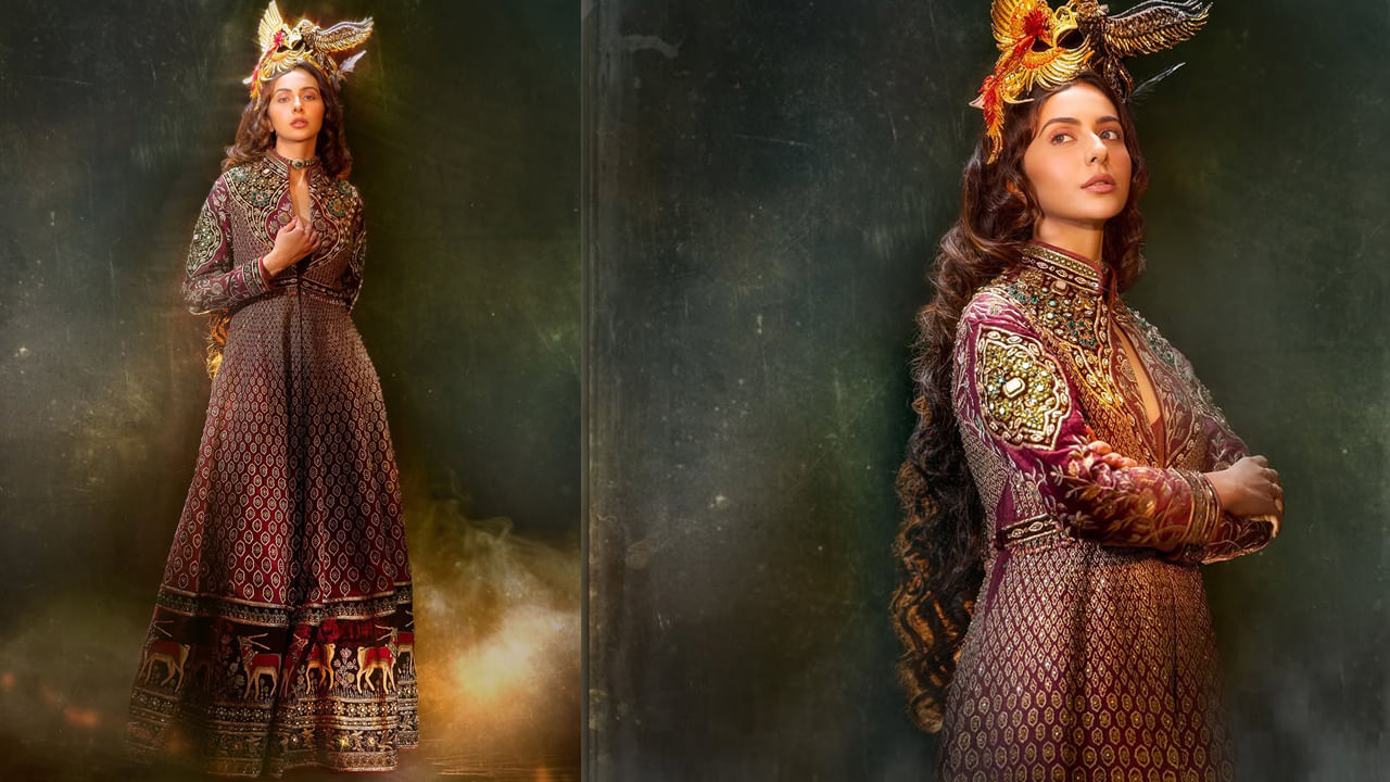 ఇక ఈ సినిమా తర్వాత ఈ బ్యూటీకి వరసగా అవకాశాలు తలుపు తట్టాయి. ముఖ్యంగా టాలీవుడ్ స్టార్ హీరోల సరసన ఛాన్స్ కొట్టేసింది. వరసగా మూవీస్ చేస్తూ, బ్లాక్ బస్టర్ హిట్స్ అందుకుంటూ, టాలీవుడ్ స్టార్ హీరోయిన్‌గా తన సత్తా చాటింది. కానీ తర్వాత ఈ బ్యూటీకి వరసగా అవకాశాలు తగ్గడంతో టాలీవుడ్‌కు గుడ్ బై చెప్పి బాలీవుడ్ వైపు వెళ్లిపోయింది. 