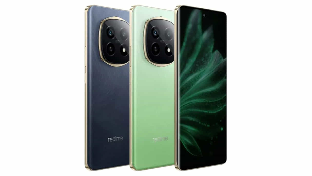 Realme P3 Ultra.. ఇది కాస్తంత హిట్. రియల్‌మీ P3 అల్ట్రా 120Hz రిఫ్రెష్ రేట్‌తో కర్వ్డ్ 1.5K AMOLED డిస్‌ప్లే, గొరిల్లా గ్లాస్ 7i, IP69 సర్టిఫికేషన్‌ను అందిస్తుంది. డైమెన్సిటీ 8350 అల్ట్రా కారణంగా పనితీరు బలంగా ఉంది. 80W ఛార్జింగ్‌తో కూడిన 6000mAh బ్యాటరీ దాని ఆకర్షణను మరింత పెంచుతుంది. కెమెరా ట్యూనింగ్ ప్రత్యేకంగా ఉండదు. Realme UI అంత క్లీన్‌ ఉండదు. 