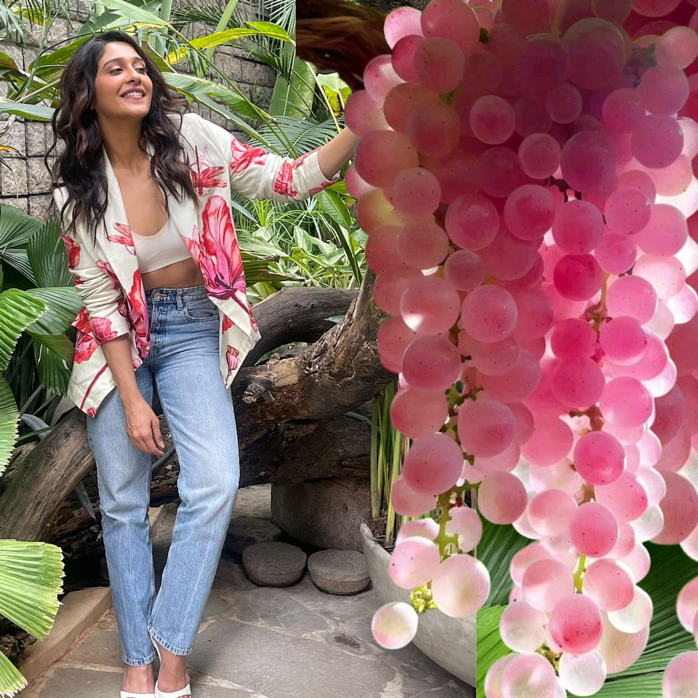 Regina Cassandra4