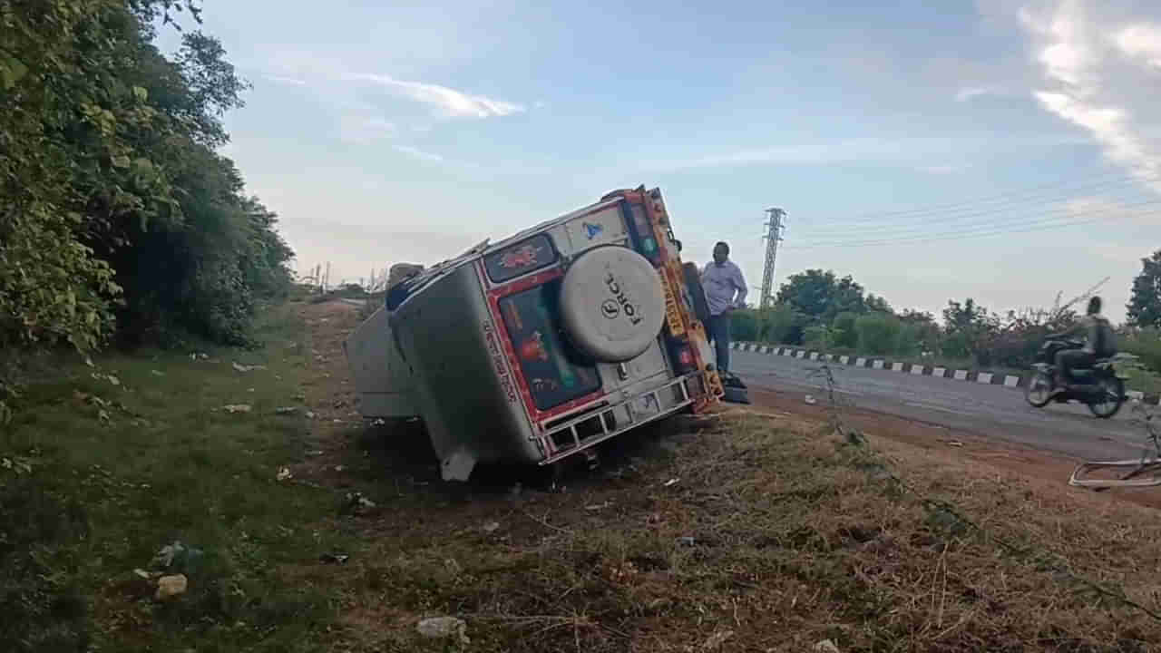 Andhra: భగవంతుడా..! స్వామి వారి దర్శనం కోసం తిరుమల వెళుతుండగా ఊహించని ప్రమాదం.. చిన్నారి సహా..