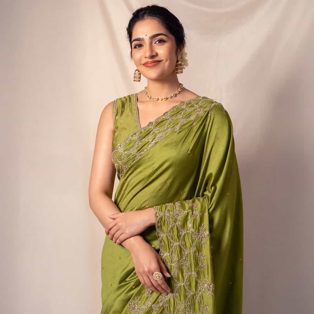 ఇవే కాకుండా అటు ప్రశాంత్ నీల్, ఎన్టీఆర్ కాంబోలో రాబోతున్న డ్రాగన్ చిత్రంలోనూ ఈ అమ్మడే హీరోయిన్. తాజాగా మరో పాన్ ఇండియా సినిమాలో ఈ అమ్మడు ఎంపిక చేసినట్లు టాక్. యశ్ , గీతూ మోహన్ దాస్ కాంబోలో రాబోతున్న ఈ చిత్రంలో రుక్మిణిని తీసుకున్నట్లు సమాచారం.