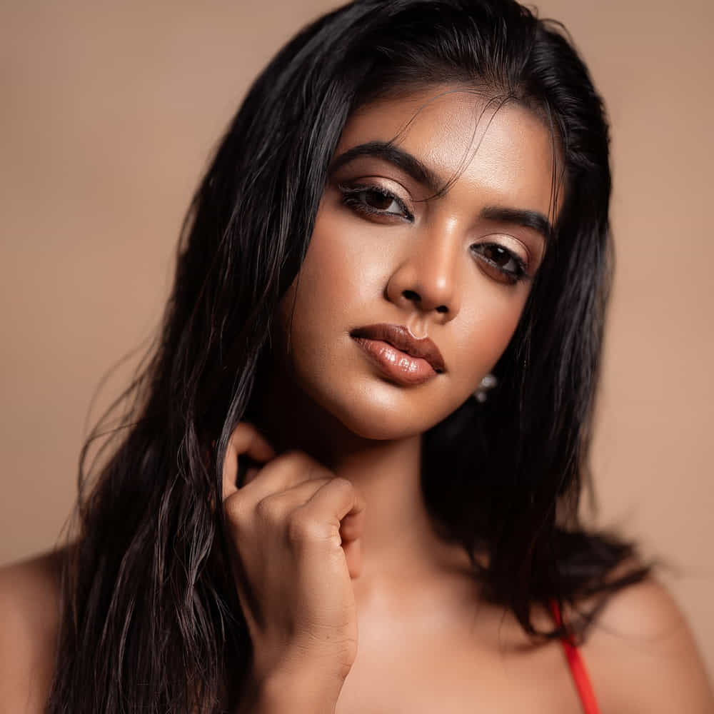 ఈ సినిమాలో సేశ్విత కనిమొళి తన అద్భుతమైన నటనతో కట్టిపడేసింది. మార్గన్ సినిమాతో ఓవర్ నైట్ స్టార్ అయిపోయింది. దీంతో ఈ అమ్మడుకు గురించి తెగ సెర్చ్ చేస్తున్నారు నెటిజన్స్. ప్రస్తుతం సోషల్ మీడియాలో ఈ వయ్యారి ఫోటోస్ తెగ వైరలవుతున్నాయి.