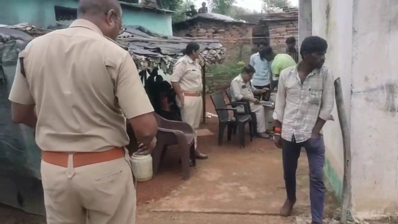 ‘అమ్మను చంపి.. రాత్రంతా పక్కనే పడుకున్న నాన్న..’ పిల్లాడి మాటలతో ఒక్కసారిగా వణుకు..!