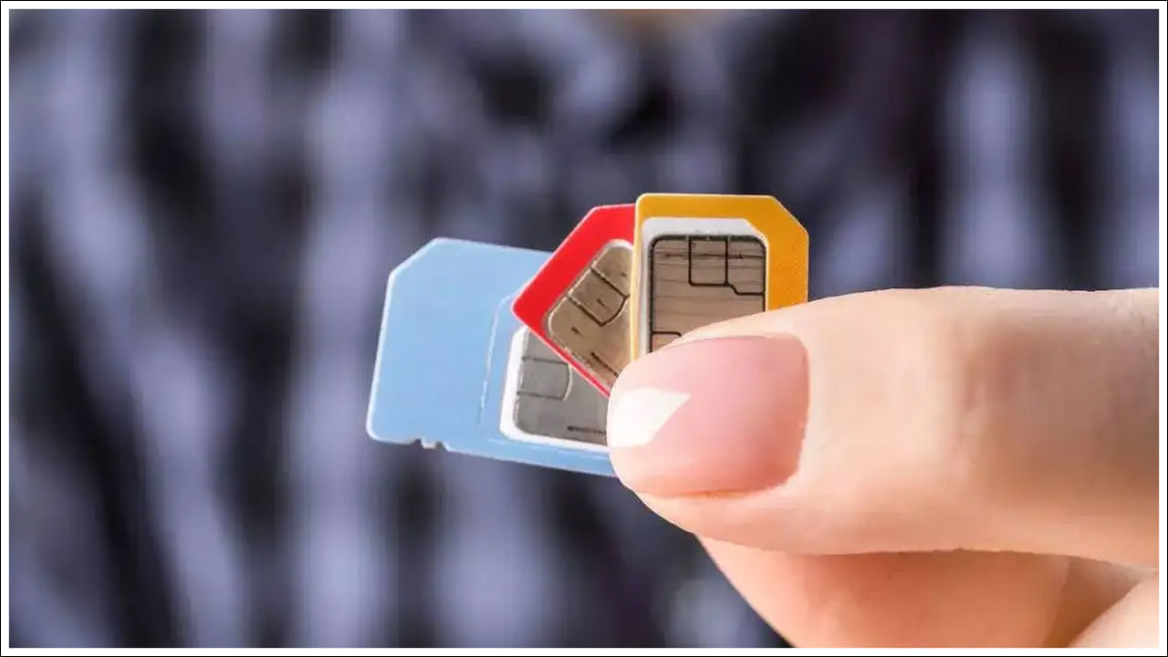 SIM Cards: 4 లక్షల సిమ్ కార్డులు బ్లాక్ చేసిన కేంద్రం.. వాటిని అరికట్టేందుకే..