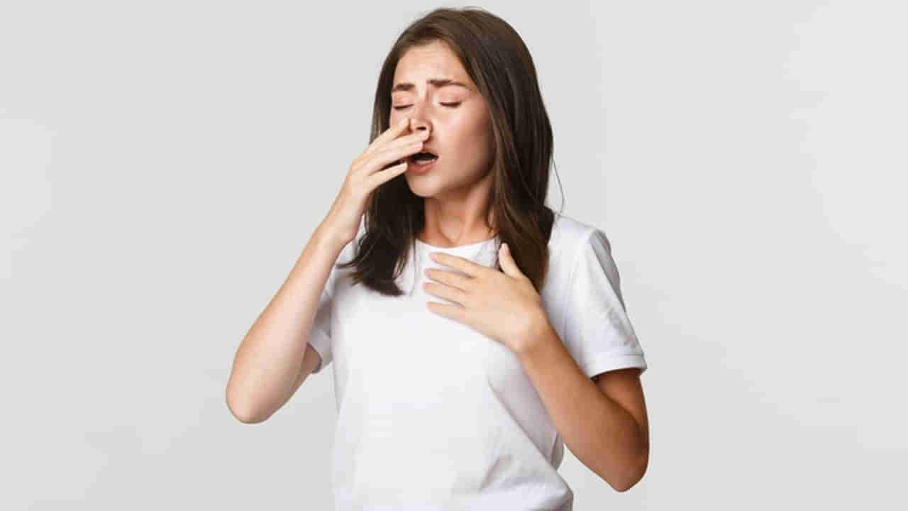 Health Tips: ఊపిరితిత్తుల నుంచి చెవుల వరకు.. తుమ్ము ఆపుకుంటే ఏం జరుగుతుందో తెలుసా..?