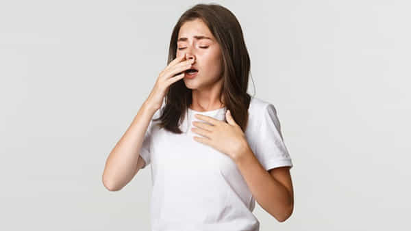 Health Tips: ఊపిరితిత్తుల నుంచి చెవుల వరకు.. తుమ్ము ఆపుకుంటే ఏం జరుగుతుందో తెలుసా..?