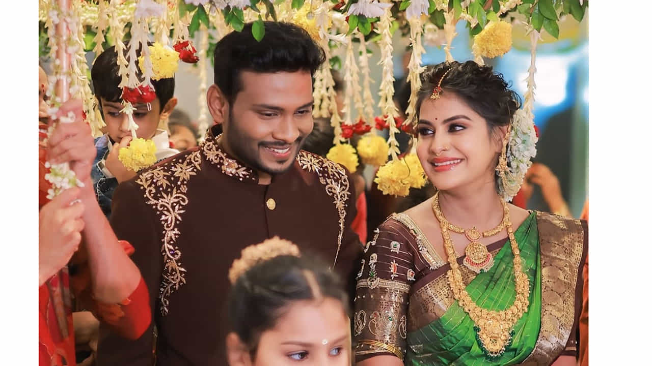 సీజన్ ప్రారంభంలో స్ట్రాంగ్ కంటెస్టెంట్ అనిపించుకున్న సోనియా బిగ్ బాస్ షో చివరి వరకు ఉంటుందనుకున్నారు ఫ్యాన్స్. కానీ అదేమీ జరగలేదు.