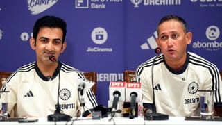 Harbhajan Singh : గిల్‌ మామూలోడు కాదు.. ఆసియా కప్ సెలెక్షన్ పై భజ్జీ సంచలన వ్యాఖ్యలు