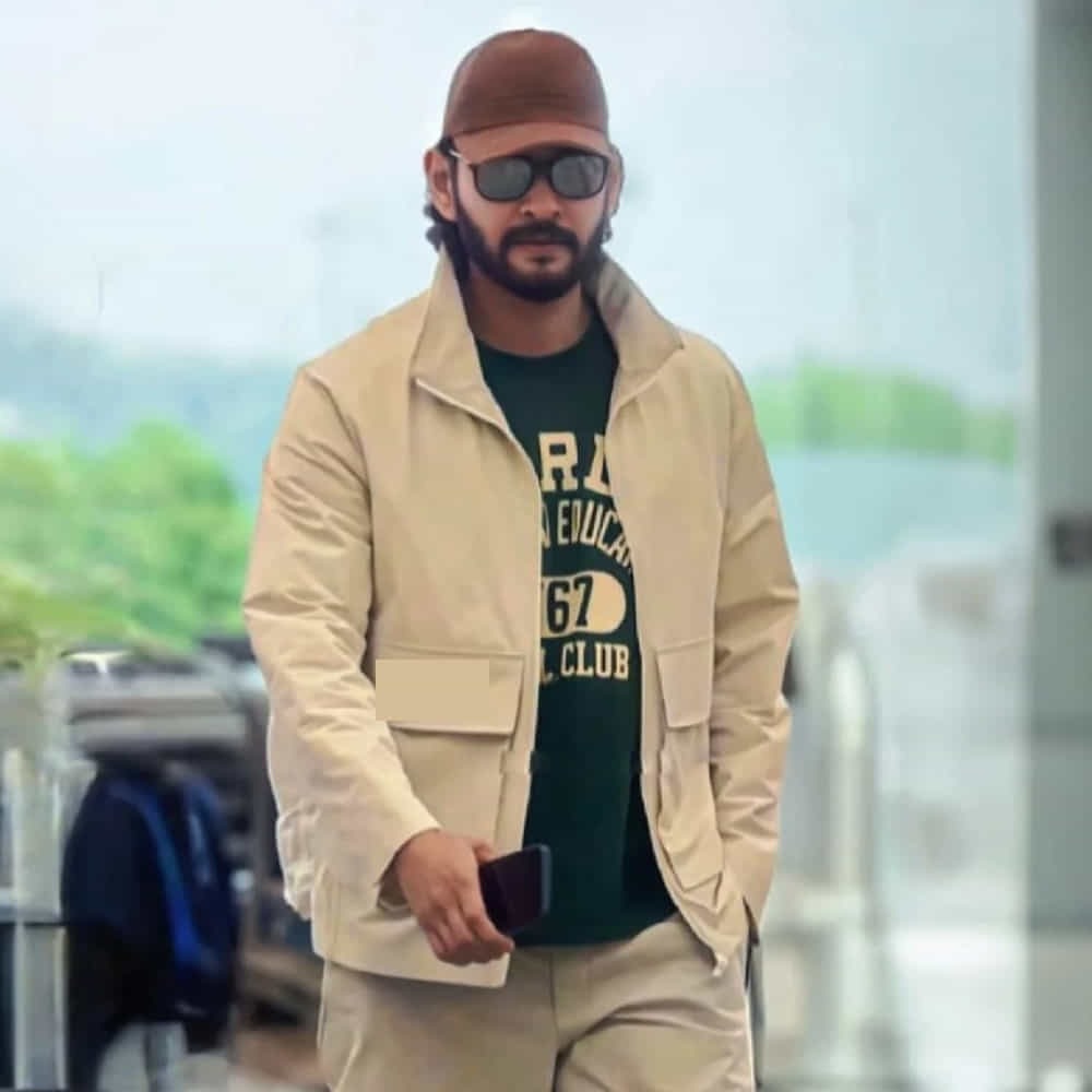 అఫీషియల్ అప్డేట్స్ లేకపోయినా... ఎస్ఎస్ఎంబీ 29ను న్యూస్లో ఉంచటంలో సూపర్ ఫామ్ చూపిస్తున్నారు దర్శక ధీరుడు రాజమౌళి. రీసెంట్గా నవంబర్లో బిగ్ రివీల్ అంటూ క్లారిటీ ఇచ్చారు జక్కన్న. ఇప్పుడు ఈ న్యూస్కు కొనసాగింపుగా మరో క్రేజీ అప్డేట్ ఫిలిం సర్కిల్స్లో వైరల్ అవుతోంది.