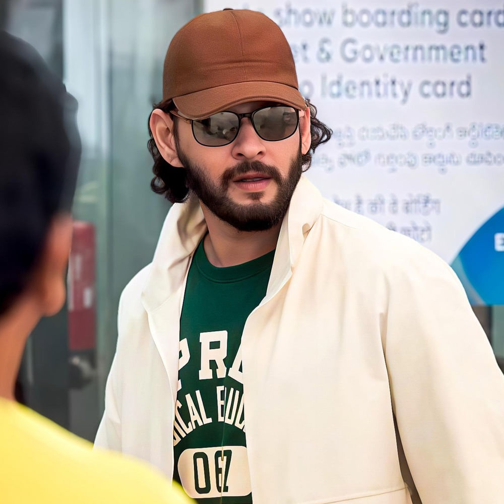 సూపర్ స్టార్ మహేష్‌ బాబు హీరోగా దర్శక ధీరుడు రాజమౌళి రూపొందిస్తున్న క్రేజీ ప్రాజెక్ట్‌ ఎస్ఎస్ఎంబీ 29. గ్లోబల్ రేంజ్‌లో తెరకెక్కుతున్న ఈ సినిమా విషయంలో కొత్త స్ట్రాటజీ సిద్ధం చేశారు జక్కన్న. 