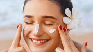 Gardening Tips: పెరటి మొక్కలకు వంటింట్లో ఈ వ్యర్దాలను వేయండి.. వద్దన్నా మొక్కలు పూలు, కూరగాయలను ఇస్తూనే ఉంటాయి..