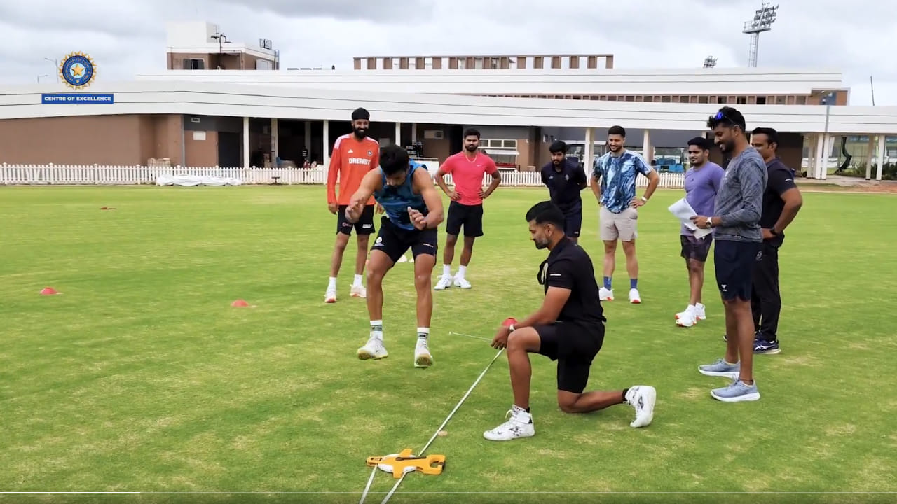 టీమిండియా డేంజరస్ ఫ్యూచర్ ఫాస్ట్ బౌలర్స్ వీళ్లే.. ఏకంగా 22 మందిని సిద్ధం చేసిన బీసీసీఐ