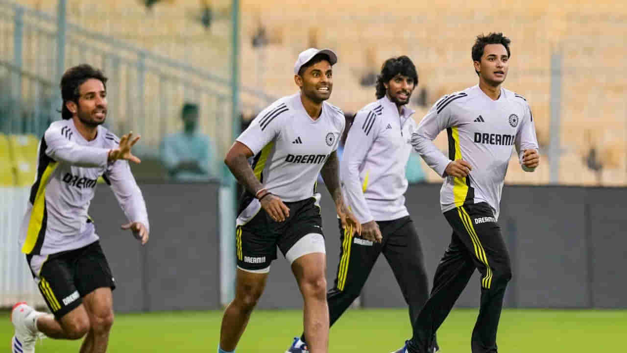 IND vs PAK: 5 మ్యాచ్‌ల్లో 64 పరుగులు.. పాకిస్థాన్‌ పేరు వింటనే ఈ టీమిండియా ప్లేయర్‌కు వైరల్ ఫీవర్..