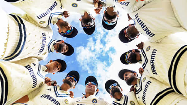 Team India: ఆసియా కప్ తర్వాత వైట్ జెర్సీలో టీమిండియా.. ఎంత బిజీ అంటే..?