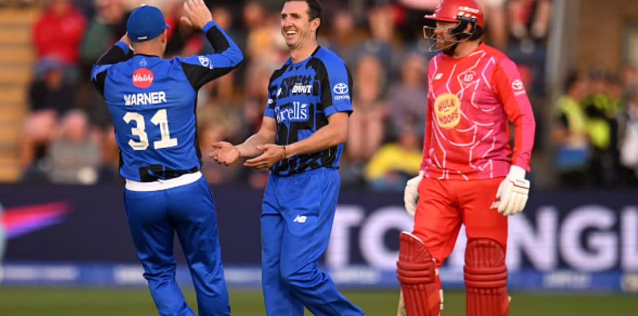 డమ్మీ కాదు డైనోసార్.. 6 ఫోర్లు, 6 సిక్సర్లతో ఊహకందని ఊచకోత.. కానీ చివరికి దెబ్బైపోయాడు