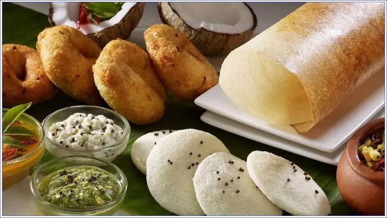 ఇక కొంత మంది రోజూ ఉదయం టిఫిన్ చేయడం మానేస్తుంటారు. అయితే అలాంటి వారు త్వరగా డయాబెటీస్ బారిన పడే ప్రమాదం ఉంటుందంట. ఉదయం అల్పాహారం దాటేసే వారిలో టైప్ 2 డయాబెటిస్ ప్రమాదం 30 శాతం ఉంటుందని, ఇలా టిఫిన్ దాట వేయడం వలన శరీరానికి తక్షణ శక్తి లభించక, ఇది ఇన్సులిన్ నిరోధకతను సృష్టిస్తుందంట.