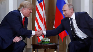 సొంత దేశంలోని వజ్రాల నగరంపై వైమానిక దాడికి పాల్పడ్డ మయన్మార్ సైన్యం