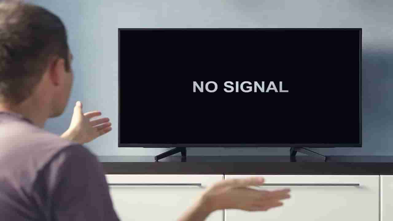 Warangal: టీవీ రిపేర్ చేస్తామని ఇంట్లోకి వచ్చిన వ్యక్తి.. కాసేపటికే సీన్ సితార్..!