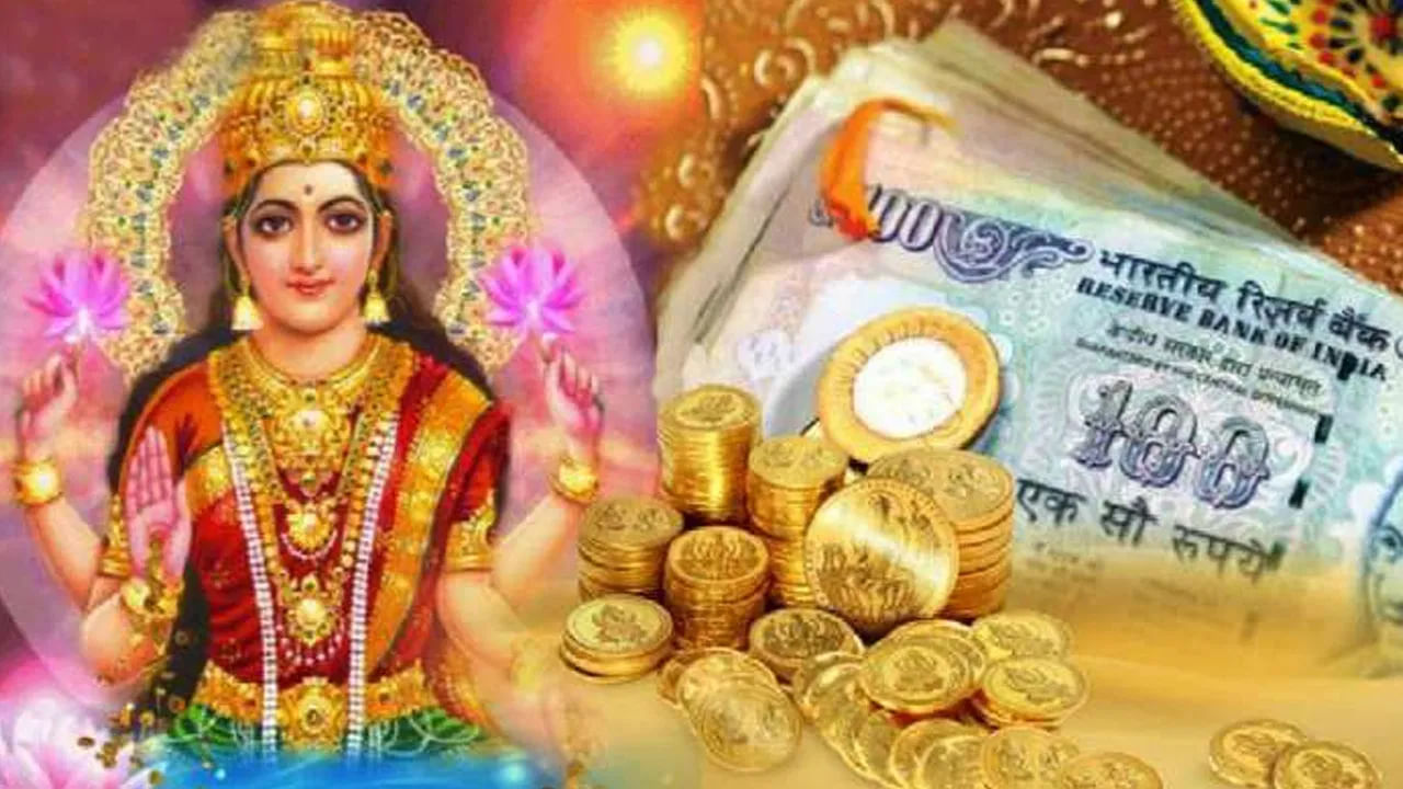  అప్పుల బాధలు అనేవి ఎవరికి ఉండవు చెప్పండి. చాలా మంది అప్పుల సమస్యలతో కుమిలిపోతుంటారు. ఎంత సంపాదించినా, ఇంటిలో డబ్బు నిలవకపోగా, రోజు రోజుకు అప్పులు పెరుగుతుండటంతో సతమతం అవుతారు. అయితే అలాంటి వారి కోసమే అద్భుతమైన సమాచారం. అది ఏదో ఇప్పుడు చూసేద్దాం పదండి!