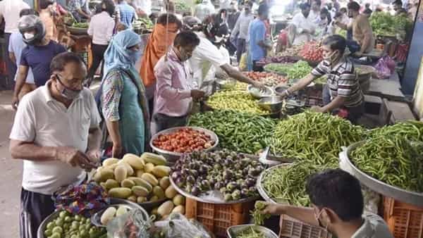 సామాన్యులకు పెద్ద ఊరట.. 8 సంవత్సరాలలో కనిష్ట స్థాయికి రిటైల్ ద్రవ్యోల్బణం