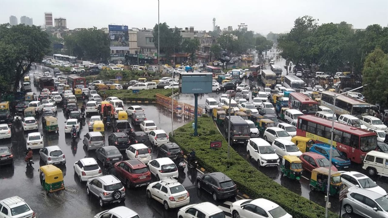 Vehicle Ownership Rules: ఒక రాష్ట్రం రిజిస్ట్రేషన్ నంబర్ ఉన్న వాహనాన్ని మరొక రాష్ట్రంలో నడపవచ్చా?