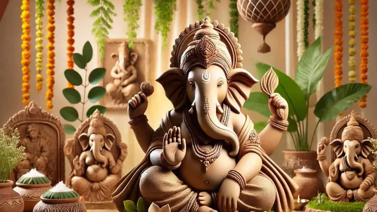 వినాయకుడి విగ్రహాన్ని ఇంట్లో ఈశాన్య దిశలో ఉంచడం చాలా మంచిదంట. దీని వలన సంపద, ఆరోగ్యం పెరగడమే కాకుండా, ఆర్థికంగా, ఆరోగ్యపరంగా కలిసివస్తుందంట. అంతే కాకుండా తూర్పుదిశలో వినాయక విగ్రహాన్ని పెట్టినా మంచిదేనంట. కానీ వాస్తు ప్రకారంవినాయకుడి విగ్రహాన్ని పశ్చిమం లేదా దక్షిణ దిశలో ఉంచడం అశుభకరం అంట. ఇలా చేయడం వలన ఆర్థికపరమైన నష్టాలు, ఆరోగ్య సమస్యలు తలెత్తుతాయంట. 