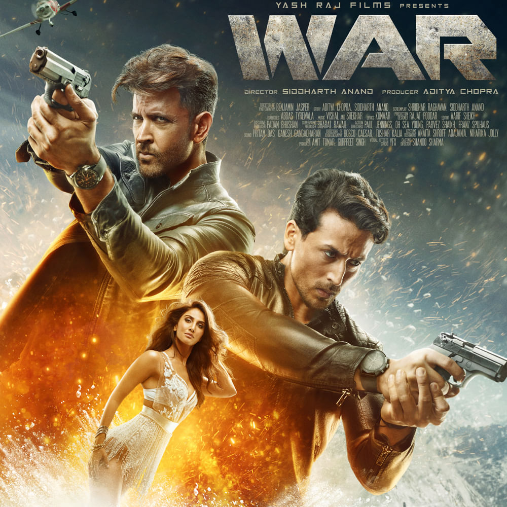 ఇక షారుక్ ఖాన్ హీరోగా వచ్చిన పఠాన్ ఏకంగా 1000 కోట్లకు పైగా వసూలు చేసింది.  వార్ సినిమా సైతం స్పై యూనివర్స్‌లో భాగంగానే వచ్చింది.. హృతిక్ రోషన్, టైగర్ ష్రాఫ్ హీరోలుగా నటించిన ఈ సినిమా 2019లో విడుదలైంది. 